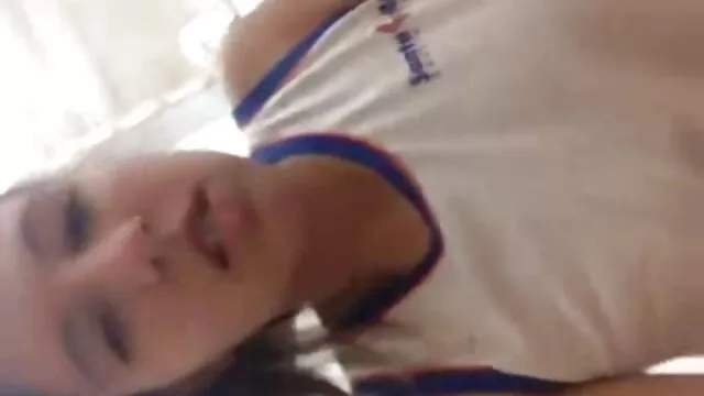 BikiniRiot-Dani pornografía interracial Daniels