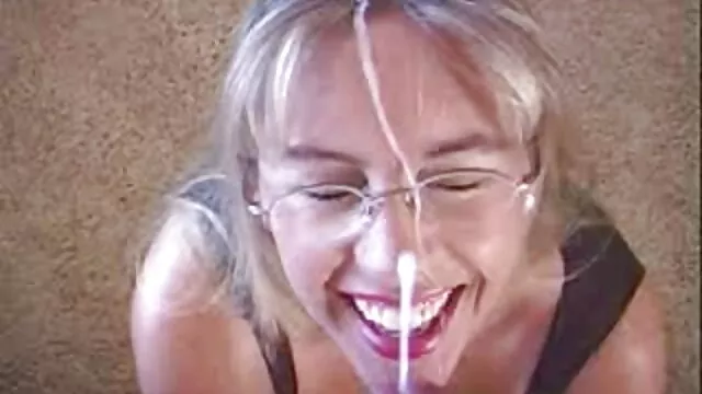 Orgullosa pornos virgenes esposa compartida