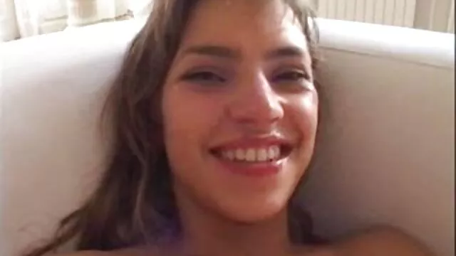 Chica caliente es usada por un grupo porno gratis toro de hombres cachondos