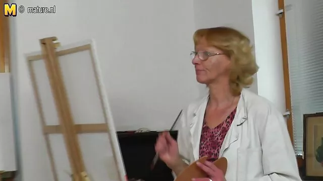 Enkelin mit Mega Titten fickt mit bideos ponos eigene Oma und Opa