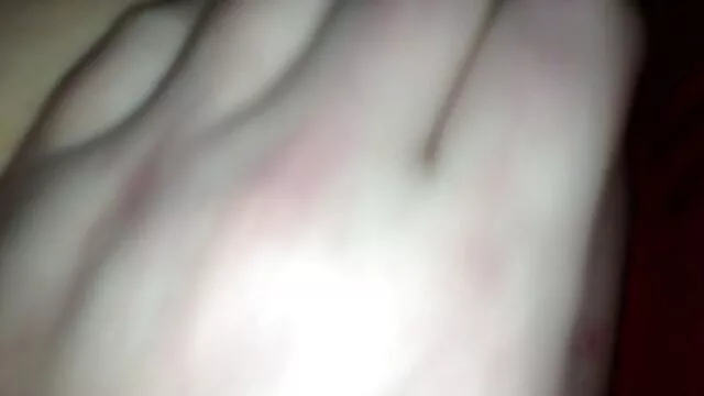 Milf Thing MILF exótica tetona lesbianas videos caseros chupa un juguete con los ojos vendados