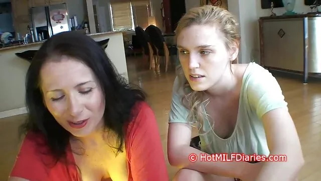 Tittyfucked milf sacude sus tetas peliculas porno online gratis en pov