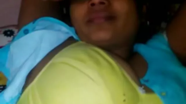 Trisha trio casero xxx y zsusza consolador mierda