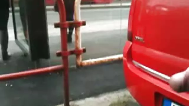 La pequeña Rissa muy zorras hd Maxxx tiene sed de polla