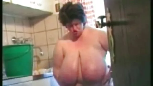 Polla enorme abuelasfollando para la adolescente flaca Alex Tanner